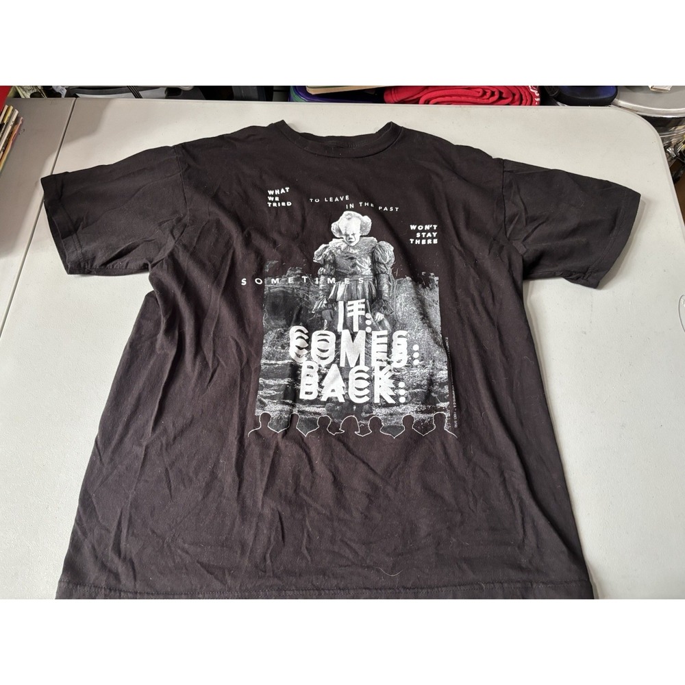 IT Movie Shirt Mens Large Clown Black Short Slv Pennywise It Comes Back